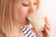 孕妇适合喝什么样的牛奶（孕妇一般适合喝什么牛奶）
