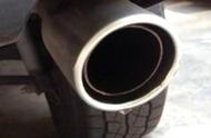 汽车排气管一直喷水是什么原因（汽车排气管喷水是什么原因）