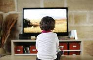 孩子能天天看电视吗（小孩能一天到晚看电视吗）