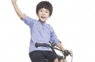 儿童滑板车玩法教程（儿童滑板车10-12岁怎么玩）