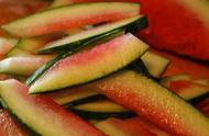 西瓜皮的10种食用功效（湿气重可以吃什么水果排湿）