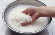 洗米的正确方法图解（怎样洗米是正确的）