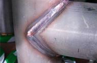 一般的电焊机能不能焊不锈钢材质（电焊机加什么可以焊不锈钢）