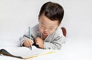 孩子过早写字的弊端（3-6岁儿童过早写字后果）