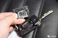 马自达6的遥控钥匙换电池图（马自达6遥控钥匙怎么换电池）