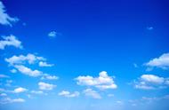 天空为什么是蓝色的（天空为什么是蓝色的通俗易懂解释）