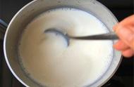 煮鲜牛奶的正确方法和步骤（鲜牛奶的正确饮用方法）