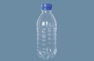 塑料瓶达到多少度会释放有毒物质（塑料瓶加热有气味会有毒吗）