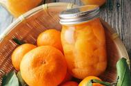 橙子酸怎么处理会变甜（橙子买回家很酸怎么办）