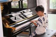 钢琴演奏基础教程（钢琴演奏技巧视频教程）