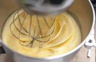 黄油奶油霜做法步骤（只有黄油怎么做奶油霜）