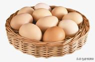 新鸡蛋和旧鸡蛋的区别（如何鉴别新鲜鸡蛋和陈旧鸡蛋）