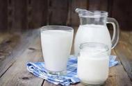 喝牛奶的好处和五大禁忌（长期喝牛奶的十大禁忌）