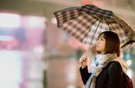 雨夜感悟心情句子（雨夜诗句经典句子）