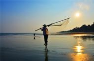 踩高跷捕鱼是哪个民族的捕鱼方式（古代出海捕鱼的方法都有什么）