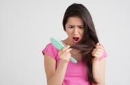 女人掉发是缺卵磷脂吗（八个方法让头发变浓密）