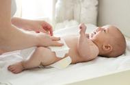 三个月婴儿拉屎有粘液怎么回事（三个月宝宝大便伴有粘液）