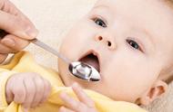 宝宝吃过奶瓶不吃母乳的原因（吃母乳的宝宝为什么不吃奶瓶）