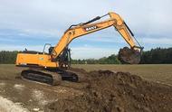 挖掘机挖土详细动作（挖掘机挖土的过程视频大全）