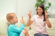 在家如何训练聋哑孩子（怎么培养聋哑儿童）