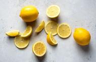柠檬是热性的还是凉性的食物（柠檬是温性的或是寒性的食物）