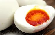 五香鸭蛋的腌制方法（七天快速腌鸭蛋出油）
