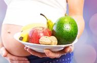 孕妇吃啥水果有助于胎儿健康（孕妇多吃什么水果对胎儿好发育好）