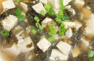 紫菜豆腐汤的简单做法（豆腐紫菜汤的做法窍门图片）