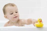 儿童洗澡要多少度室温（儿童洗澡室内温度是多少度）