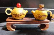 用葫芦做茶壶图片（葫芦做的茶具图片）