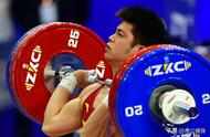 举重运动员举起110公斤如何理解（举重176公斤是举起176公斤吗）