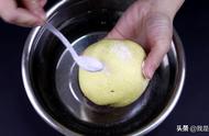 花椒蒸梨的正确蒸方法（花椒蒸梨是隔水蒸还是蒸在水里面）