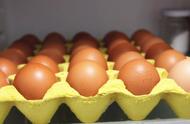 鸡蛋放冰箱一年了还能吃吗（鸡蛋在冰箱放多久就不能吃了）