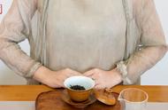 古代用盖碗喝茶的正确喝法（用古代盖碗喝茶好不好）