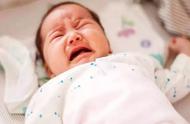 婴儿哭闹的症状和处理方法（婴儿哭闹怎么判断是不舒服）
