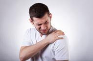 左肩痛的10大疾病征兆（左肩痛自愈方法）