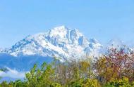 香格里拉十大雪山（香格里拉哪里可以看到雪山）