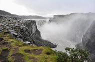 火山国是日本还是印度尼西亚（印度尼西亚是火山最多的国家吗）