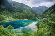 九寨沟景区内最值得去几个景点（九寨沟旅游必去十大景点排名）