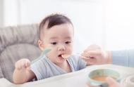 有什么好方法可以让宝宝一次吃饱（怎样让婴儿一次吃饱）