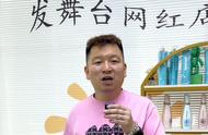 毕业后出去玩扎什么发型（毕业那天适合扎什么发型）