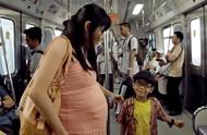 怀孕初期挤地铁要紧吗（孕妇多久不能挤地铁了）