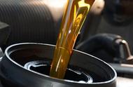 汽车半合成机油可以换全合成的吗（半合成机油可以换全合成机油吗）