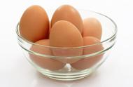 每天吃鸡蛋的4个禁忌（吃鸡蛋的四大禁忌）
