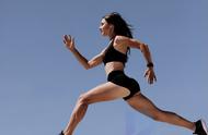 长期跑步对女人的好处和坏处（女人跑步的好处和坏处有哪些）
