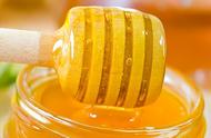 不结晶蜂蜜是假蜂蜜吗（冬天不结晶的蜂蜜是假的吗）