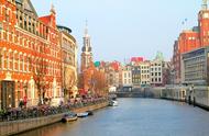 阿姆斯特丹旅游特色大全（阿姆斯特丹最值得去的景点）